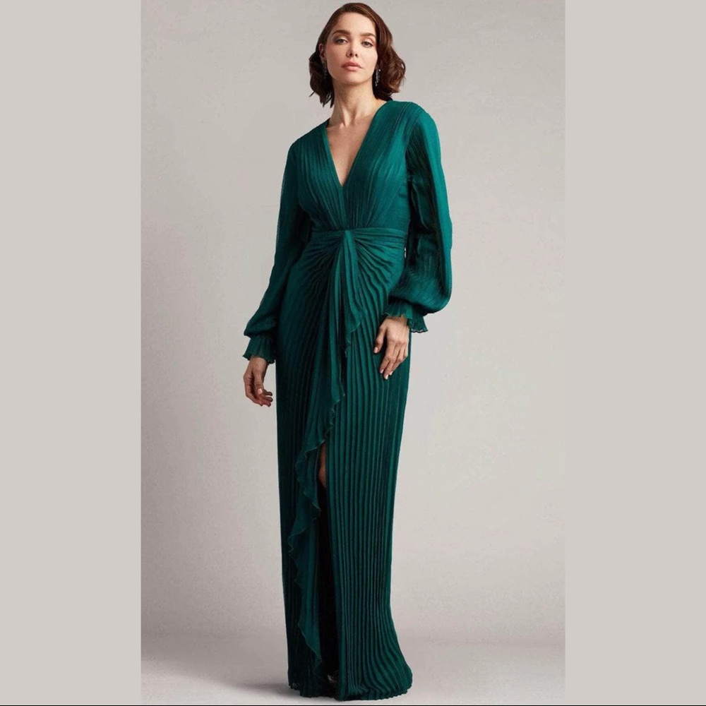 TADASHI SHOJI - GORDON PLEATED CRINKLE CHIFFON GOWN - Picture 3 of 5